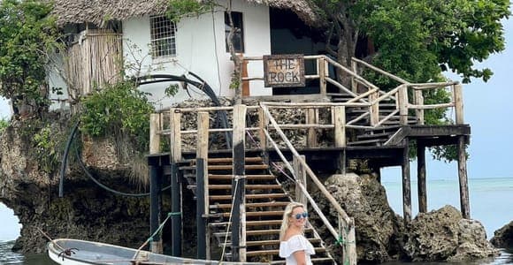 Grotte de Kuza et déjeuner au Rock Restaurant